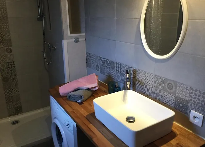 Moliere M3 Apartment *