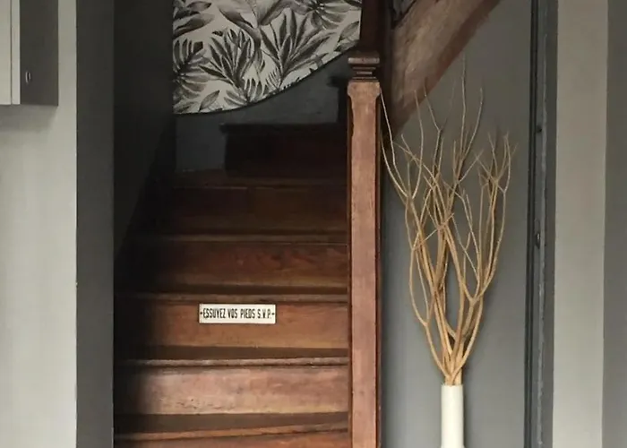 Moliere M3 Apartment